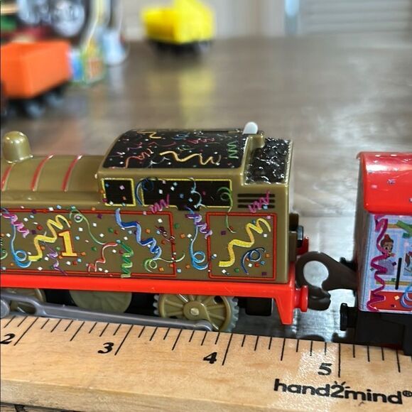 75 Thomas Birthdayβπ Celebration π Train π with party car & drum π₯ - Picture 17 of 17